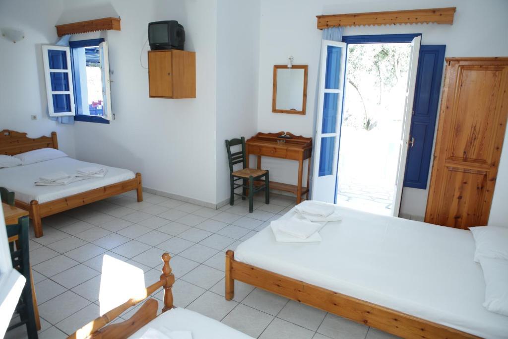 Studios Apartments Perivolos Zimmer foto