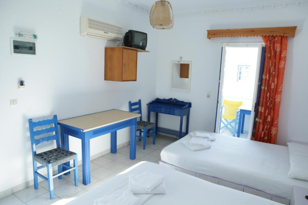 Studios Apartments Perivolos Zimmer foto